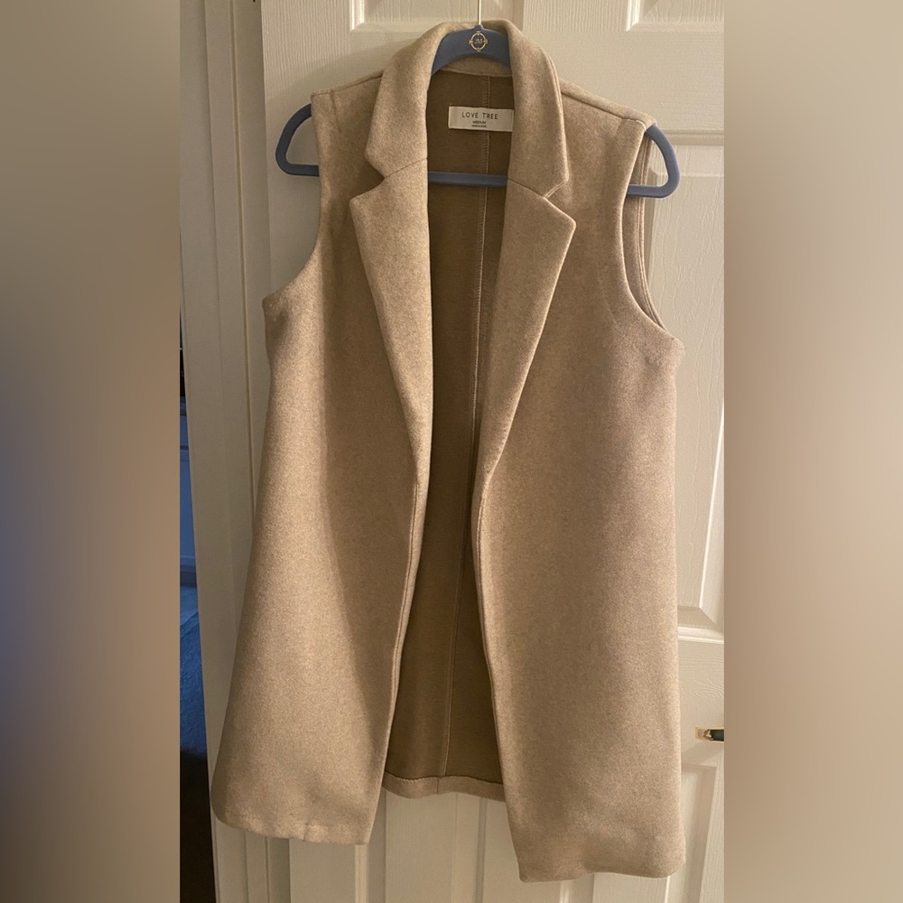 LOVE TREE | Vest